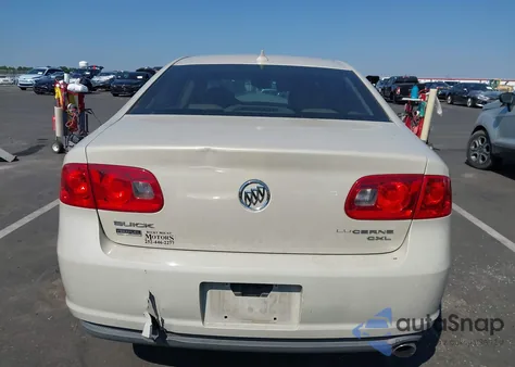 2010 Buick Lucerne Cxl z USA, uszkodzony, nr VIN 1G4HC5EM7AU128518